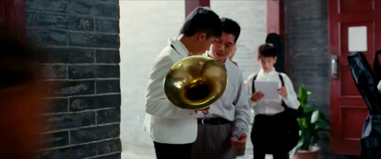 The Karate Kid (2010) BluRay Hindi + Tamil + Telugu 720p x264 AVC AAC 2.0 ESub.mkv.0003